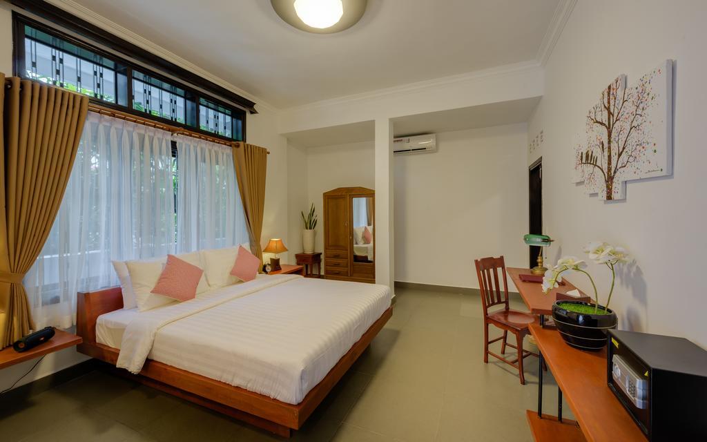 Mango Bellana Boutique Hotel Phnom Penh Exterior photo